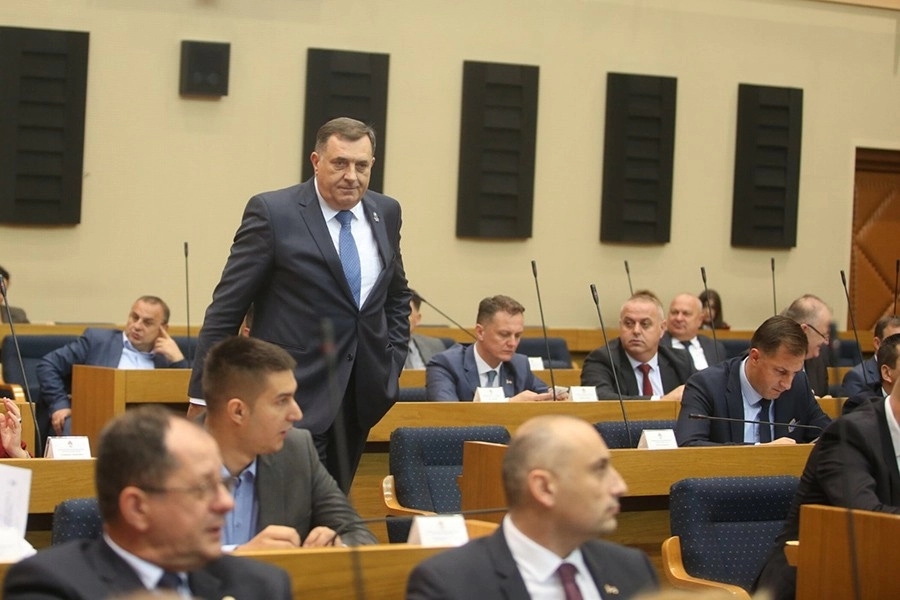 EU parlamentarci pozivaju na uvođenje sankcija protiv Dodika